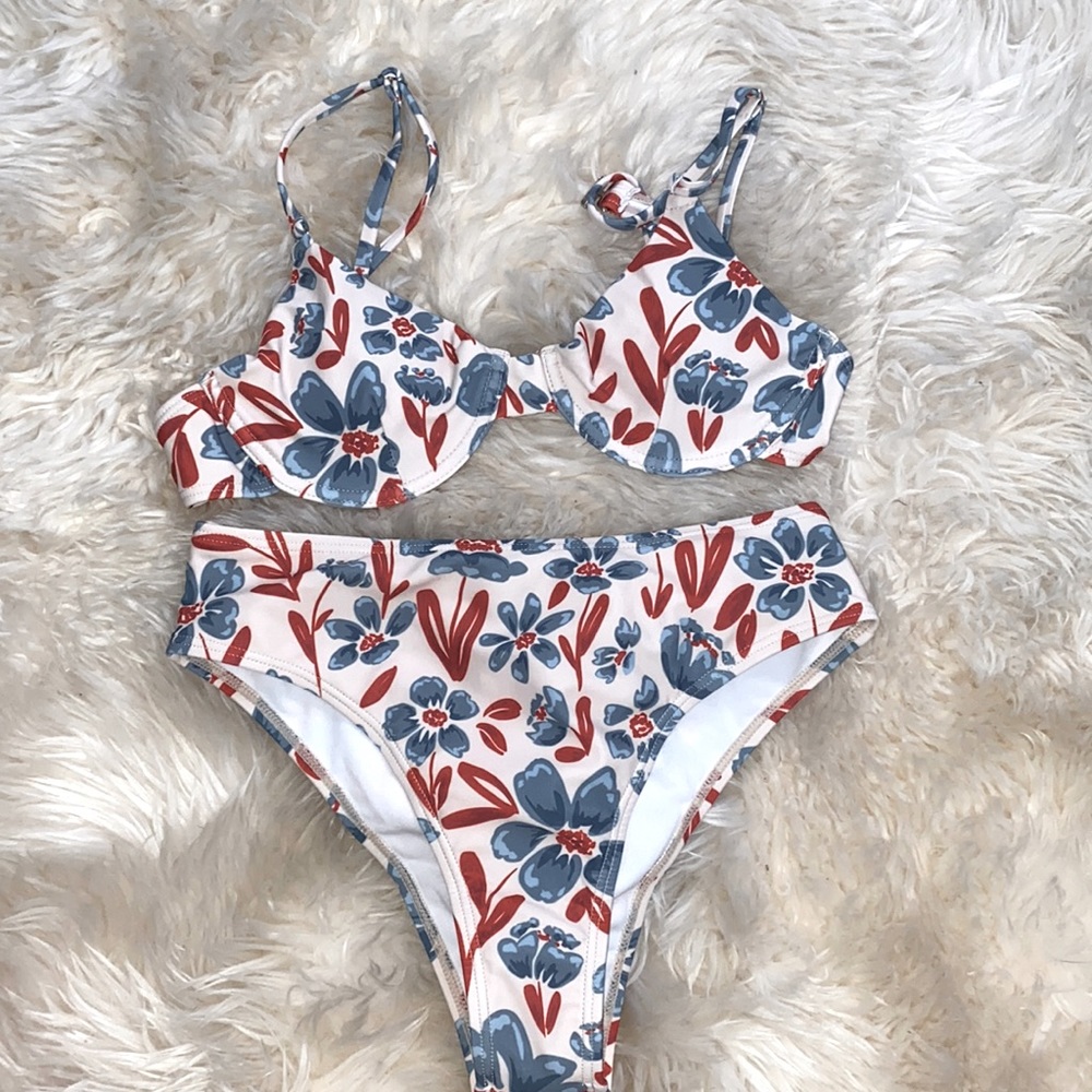 ***NEVER WORN*** Shein 3-Piece Floral Bikini